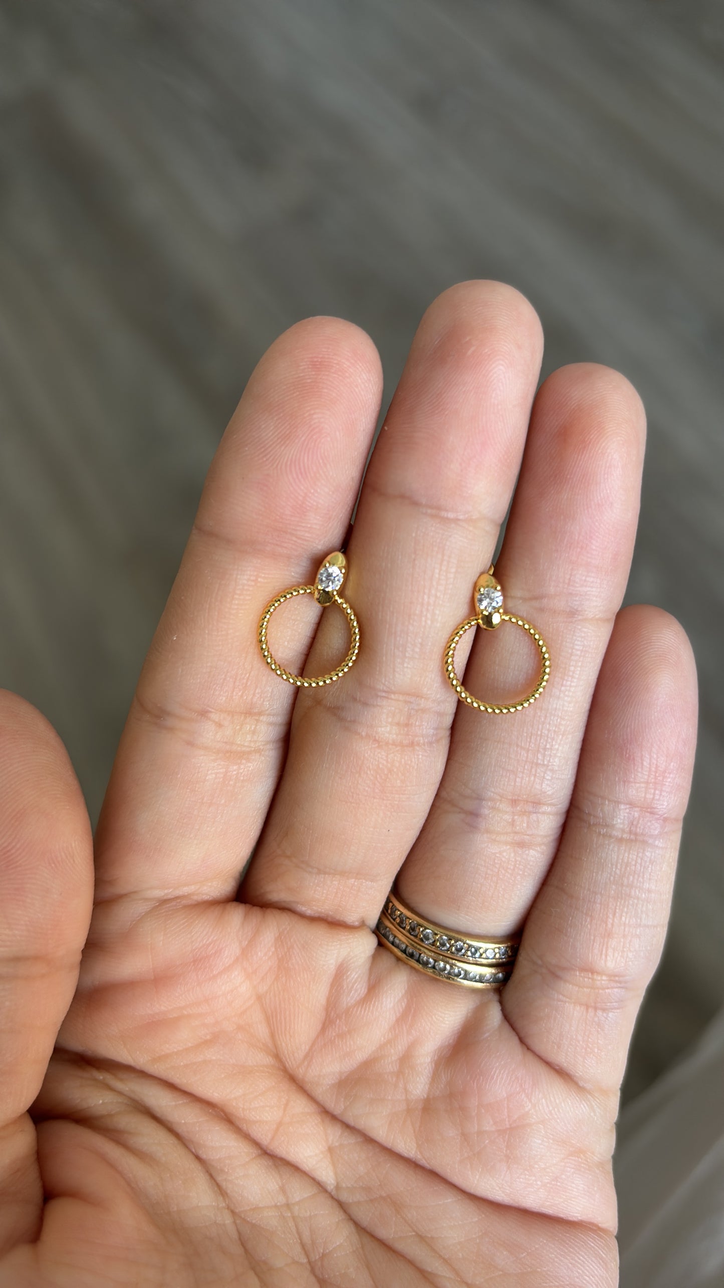 Aretes en metal