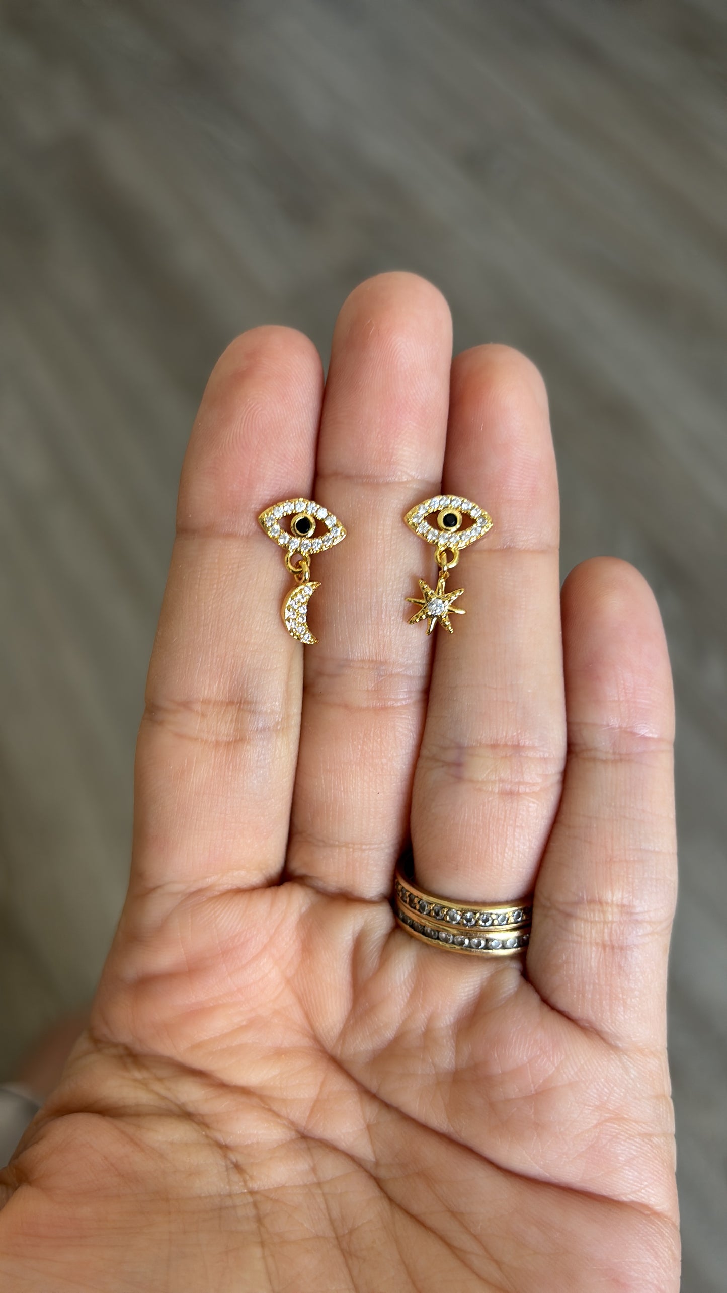 Aretes en metal