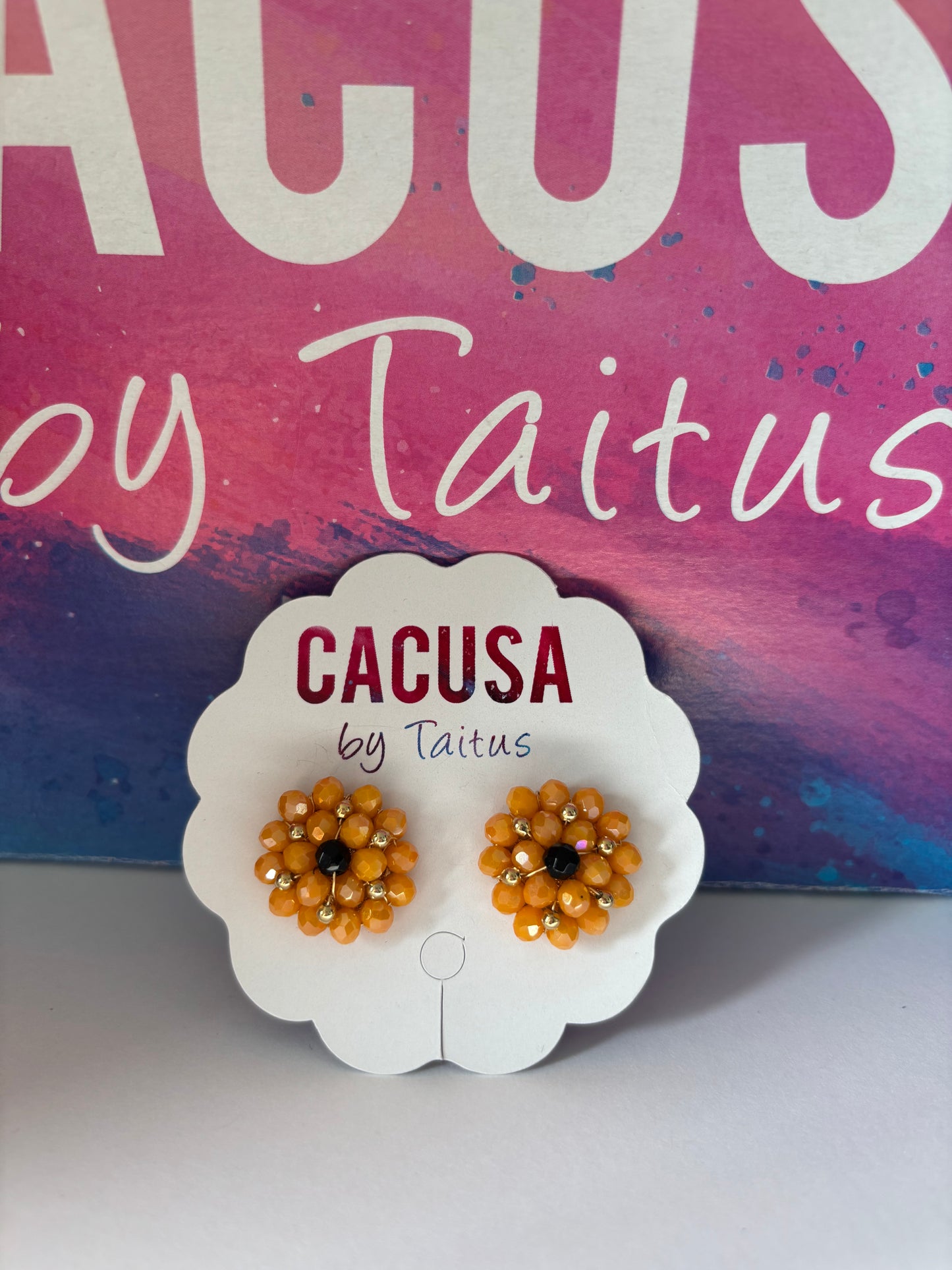 Aretes tejidos